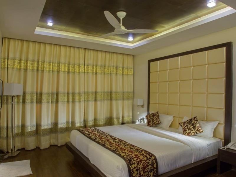 Ravi Residency Hotell Morbi Exteriör bild